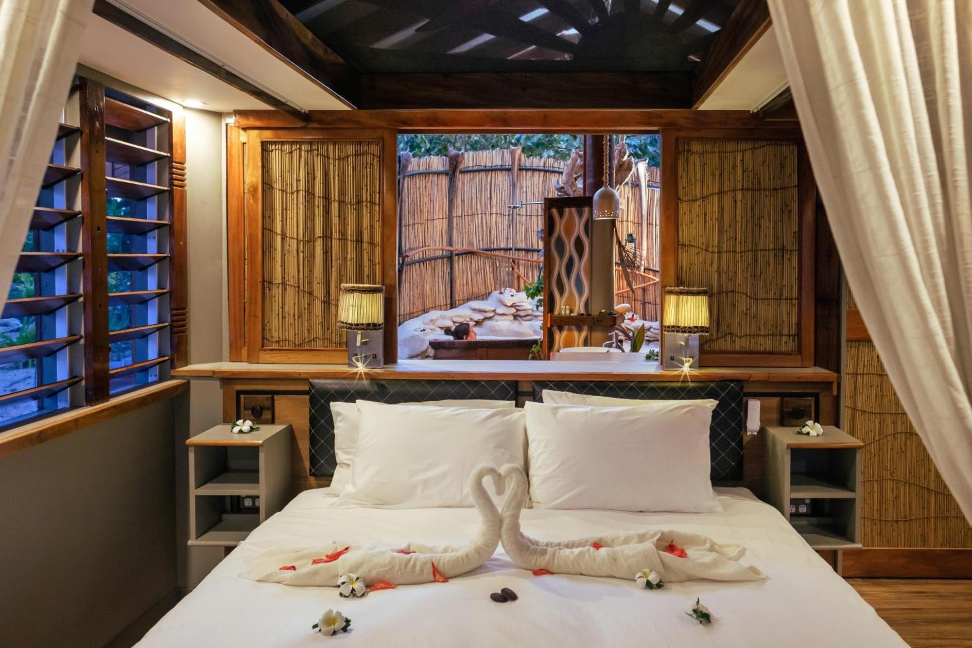 Barefoot Kuata Island Resort Εξωτερικό φωτογραφία